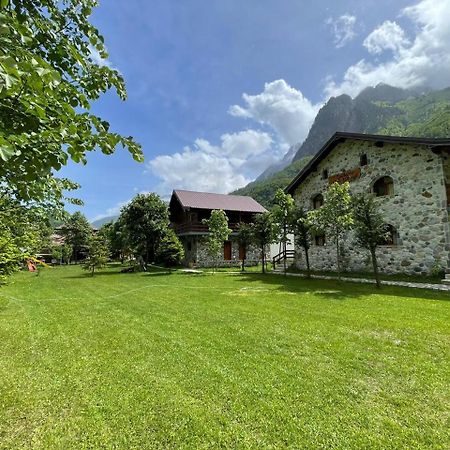 Valbona Relax Hotel ภายนอก รูปภาพ