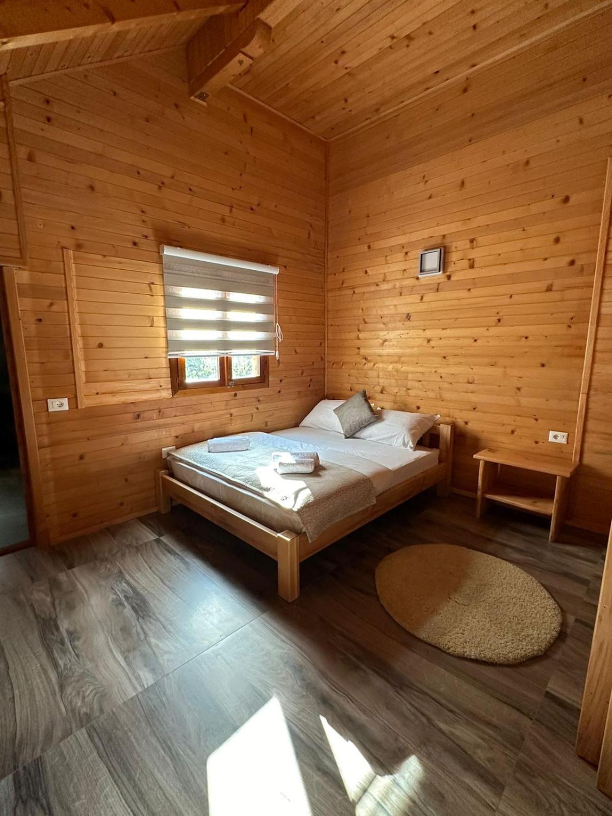 Valbona Relax Hotel ภายนอก รูปภาพ