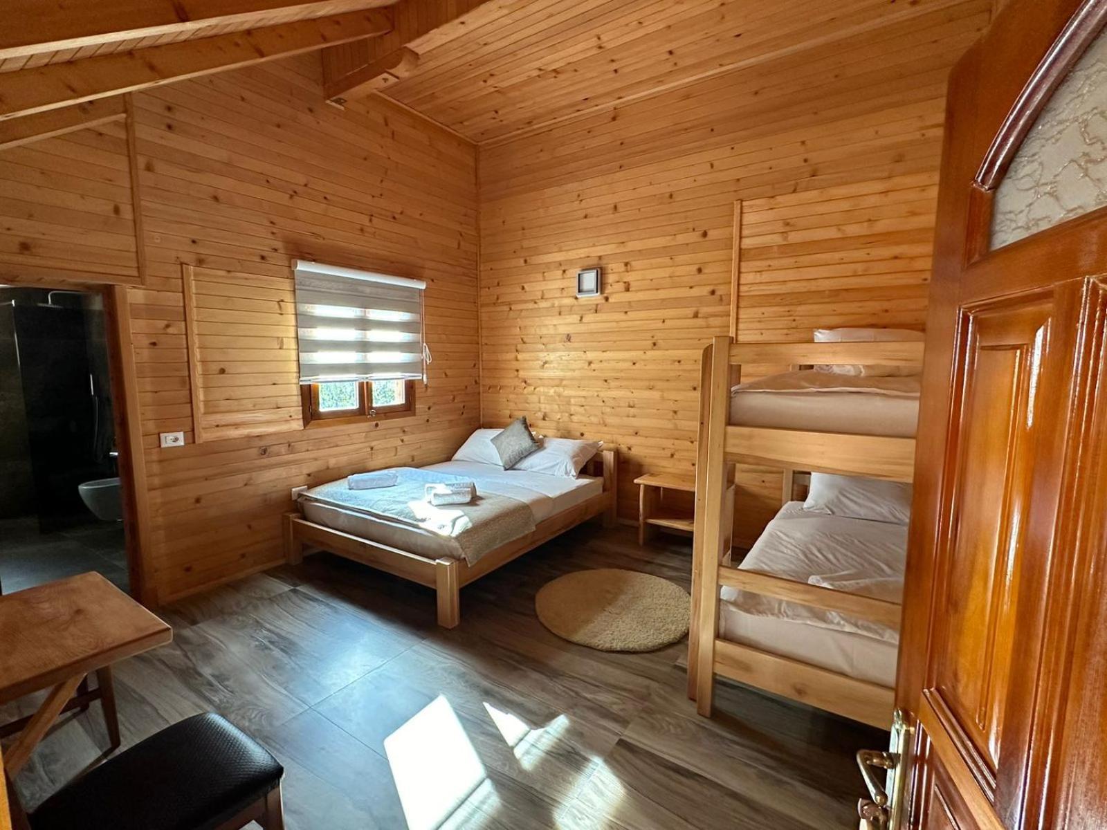 Valbona Relax Hotel ภายนอก รูปภาพ