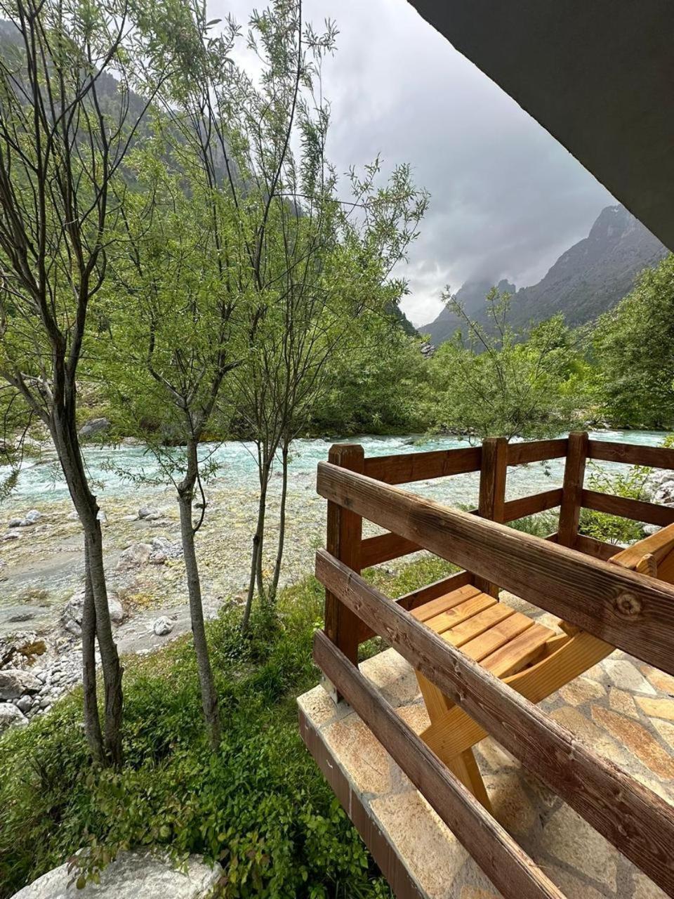 Valbona Relax Hotel ภายนอก รูปภาพ
