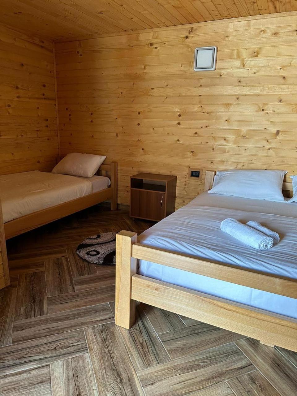 Valbona Relax Hotel ภายนอก รูปภาพ